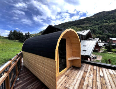 Outdoor sauna in chalet Snow Star