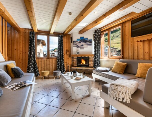 chalet-snow-valley-cosy-lounge.jpg